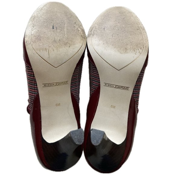 Circa Joan & David Red Patent Leather and Plaid Houdstooth Mary Jane Pumps - Picture 5 of 7